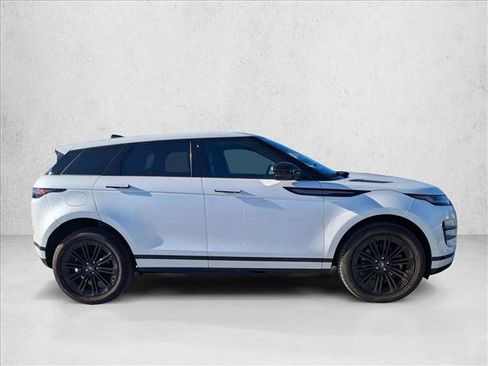 Used 2024 Land Rover Range Rover Evoque Dynamic SE image 4