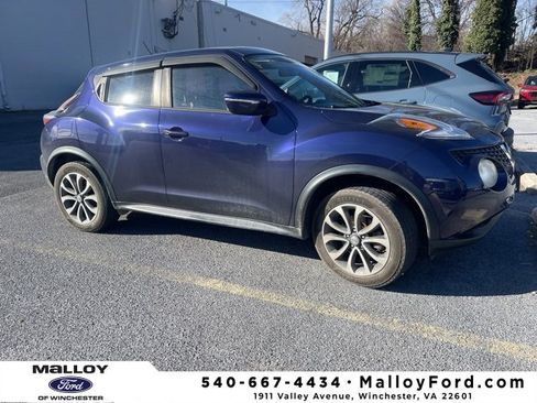 Used 2017 Nissan Juke SV image 1