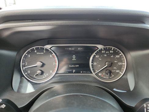 Used 2024 Nissan Rogue S image 17