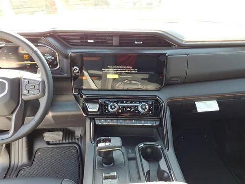 New 2026 GMC Sierra 1500 AT4 AWD/4WD image 13