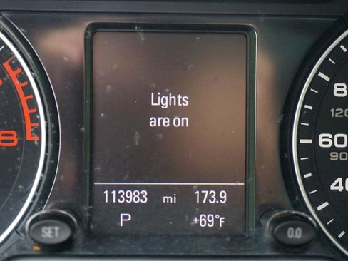Used 2012 Audi Q5 3.2 Prestige AWD/4WD image 15