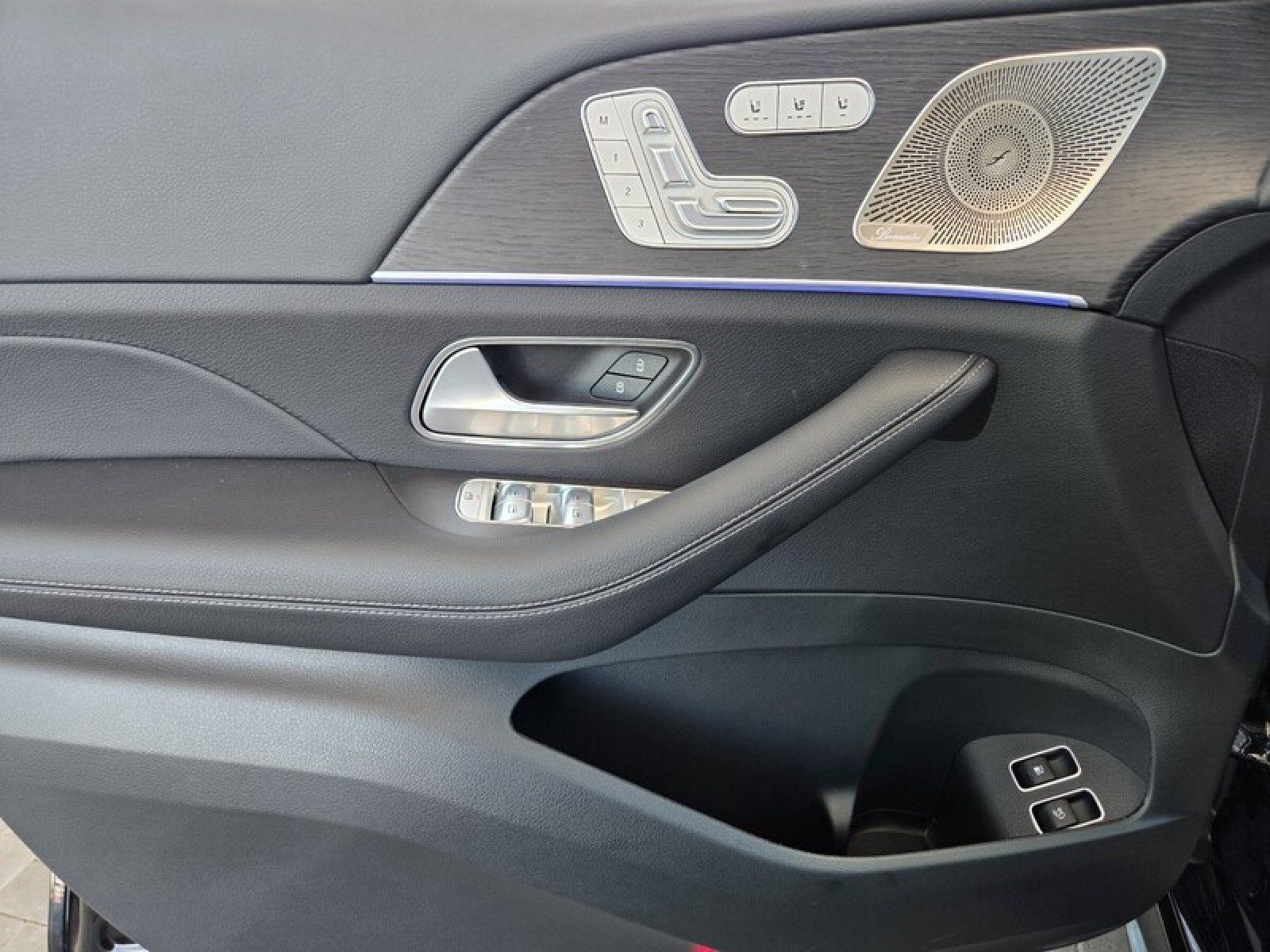 New 2026 Mercedes-Benz GLE 450e 4MATIC image 20