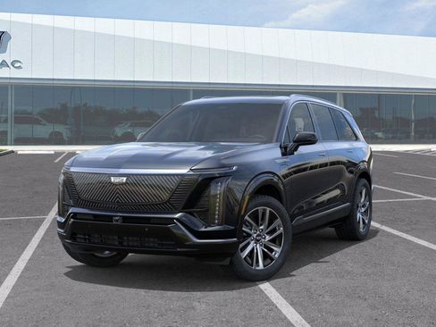 New 2026 Cadillac Vistiq Luxury w/ LPO, Floor Liner Package AWD/4WD image 7