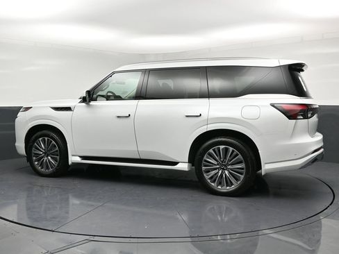 New 2026 INFINITI QX80 Luxe w/ Cargo Package image 31