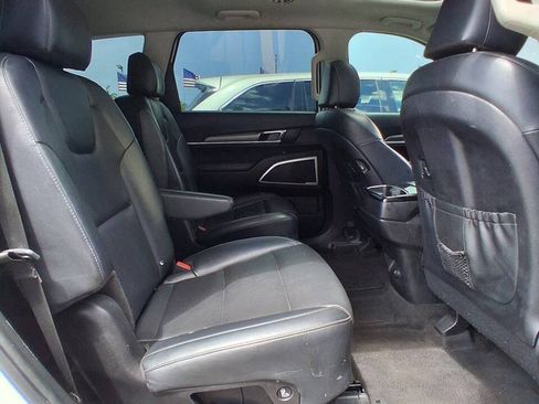 Used 2020 Kia Telluride S FWD image 15