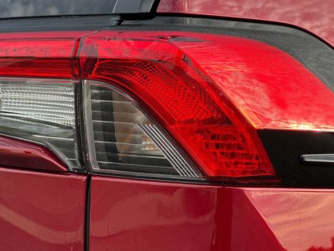 New 2025 Toyota RAV4 XLE image 33