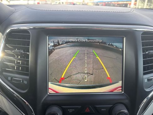 Used 2017 Jeep Grand Cherokee Summit image 24