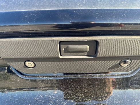 Used 2021 Chevrolet Silverado 1500 LT Trail Boss image 10