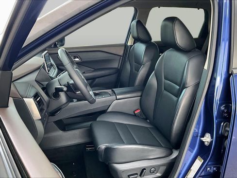 Certified 2023 Nissan Rogue SV w/ SV Premium B Package FWD image 8
