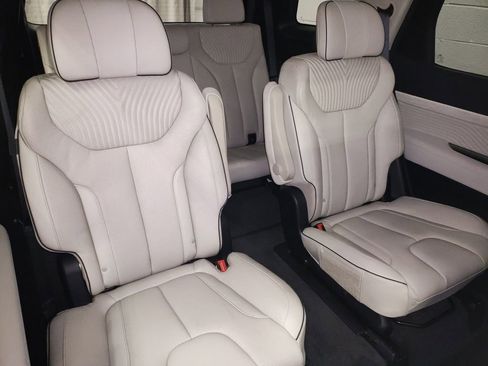 Used 2024 Hyundai Palisade Calligraphy AWD/4WD image 11