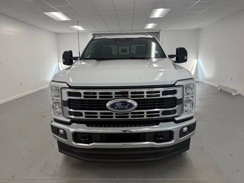 New 2026 Ford F350 XL w/ XL Chrome Package image 2