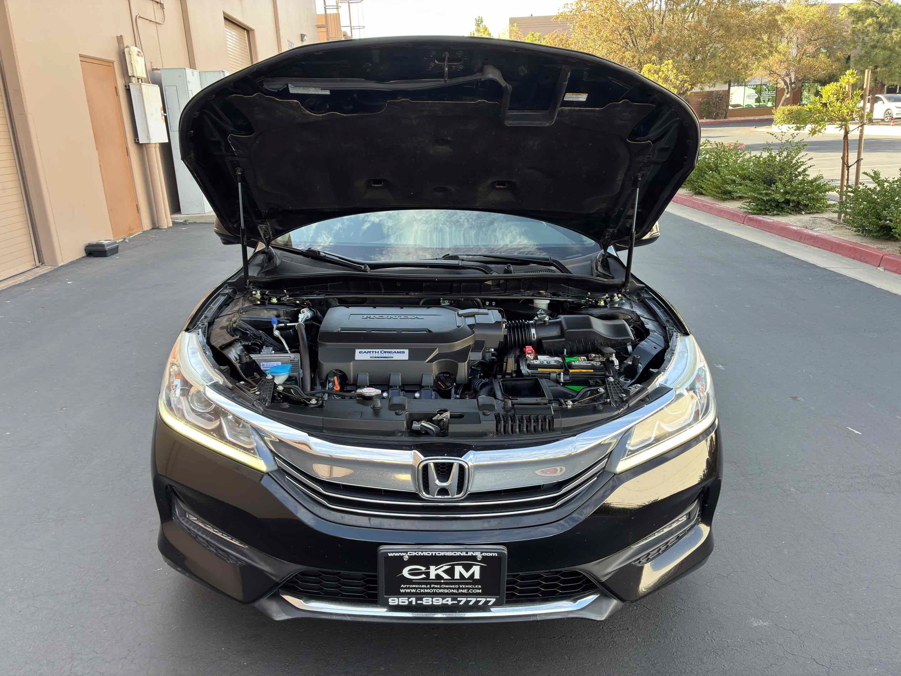 Used 2017 Honda Accord EX-L image 55