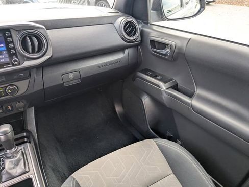 Used 2023 Toyota Tacoma TRD Off-Road image 22