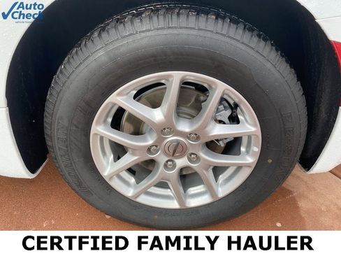 Used 2024 Chrysler Pacifica Touring-L image 47