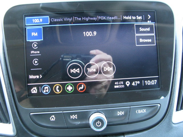 Used 2024 Chevrolet Malibu LT FWD image 17