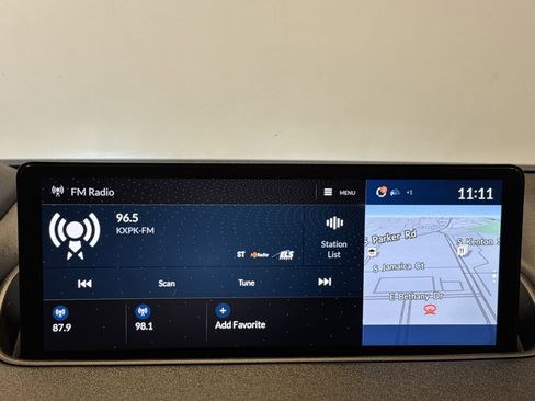 Used 2023 Acura MDX SH-AWD w/ Technology Package image 18