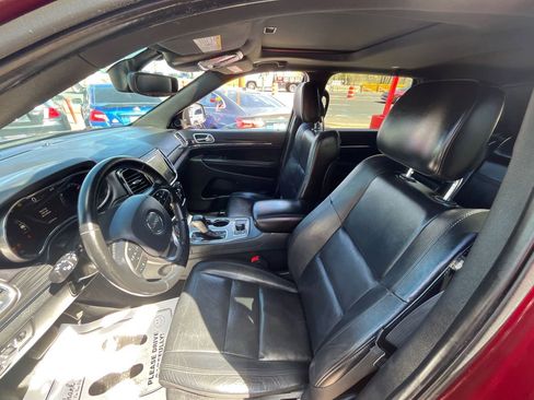 Used 2020 Jeep Grand Cherokee Limited image 9