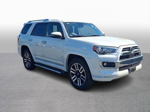Used 2022 Toyota 4Runner Limited AWD/4WD image 3