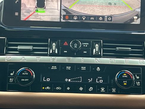 New 2026 Nissan Pathfinder Platinum image 4