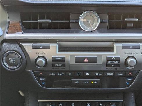 Used 2017 Lexus ES 350 w/ Luxury Package image 14