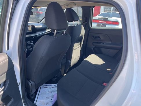 Used 2025 Nissan Kicks S AWD/4WD image 22