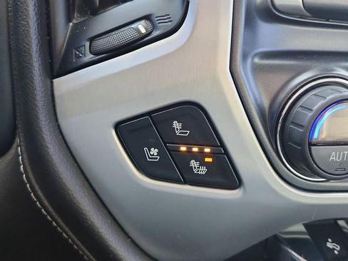 Used 2018 GMC Sierra 1500 SLT image 19