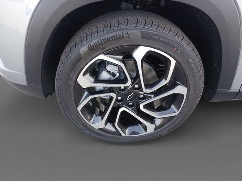 New 2026 Chevrolet Trax RS w/ Driver Confidence Package image 15