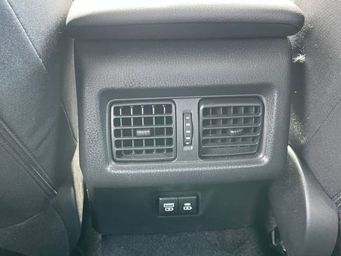 Used 2025 Toyota Camry LE image 23