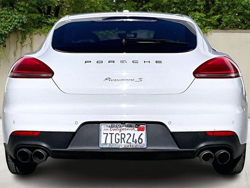 Used 2016 Porsche Panamera S image 6