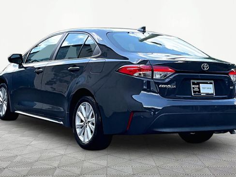 Used 2023 Toyota Corolla LE w/ LE Premium Package FWD image 12