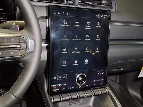 New 2026 GMC Terrain Elevation w/ Elevation Premium Package FWD image 18