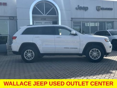 Used 2019 Jeep Grand Cherokee Laredo AWD/4WD image 6