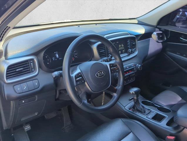 Used 2019 Kia Sorento S FWD image 11