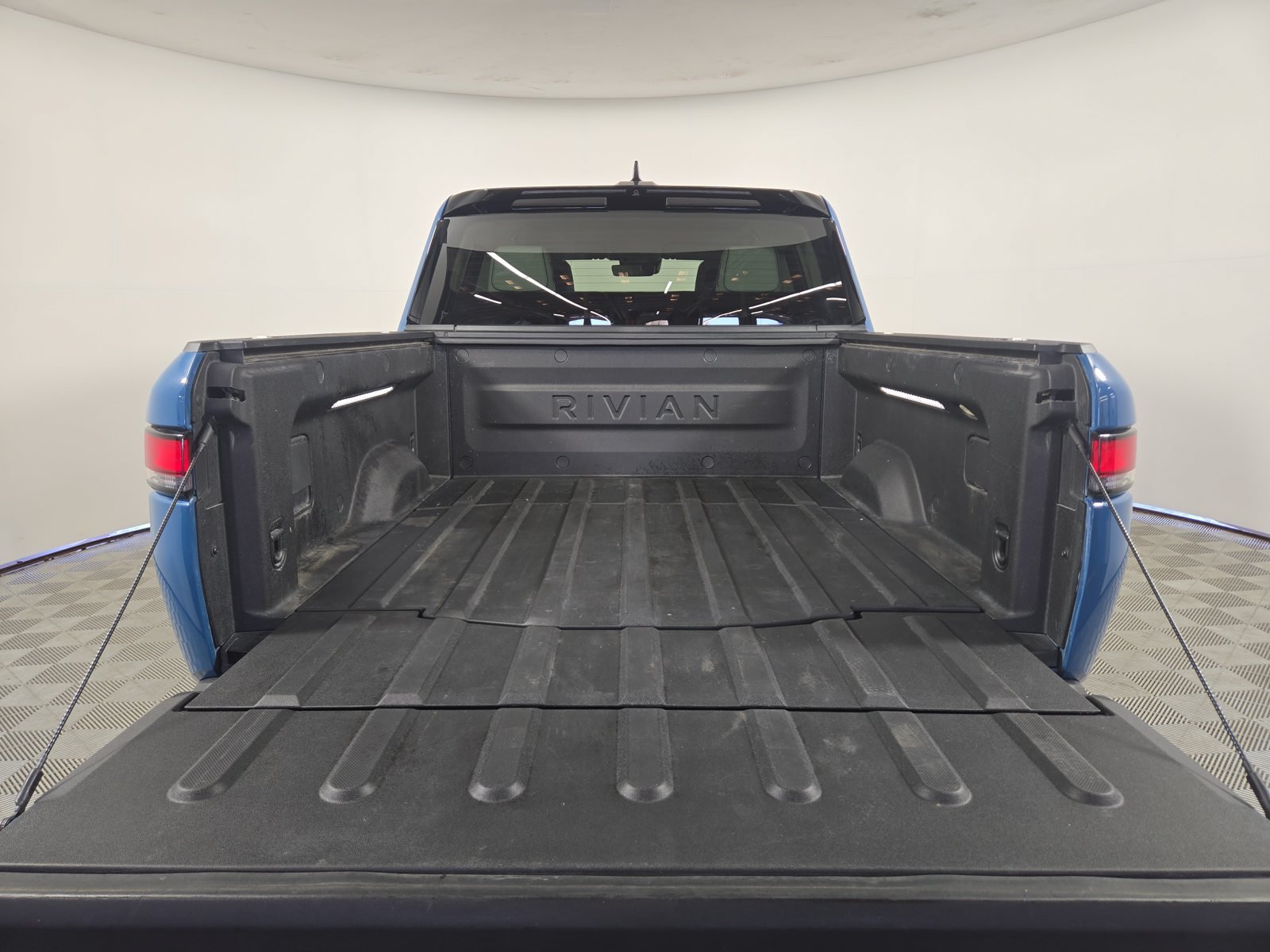 Used 2022 Rivian R1T Launch Edition AWD/4WD image 15