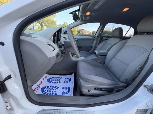Used 2011 Chevrolet Malibu LT w/ Power Convenience Package image 22