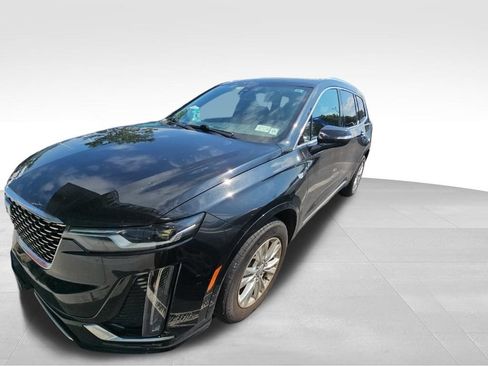 Used 2024 Cadillac XT6 Luxury AWD/4WD image 2