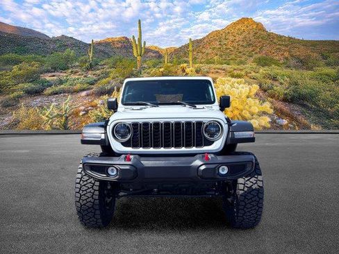 Used 2025 Jeep Gladiator Rubicon w/ Safety Group AWD/4WD image 5