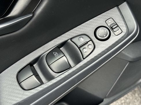 Certified 2025 Nissan Sentra S image 22