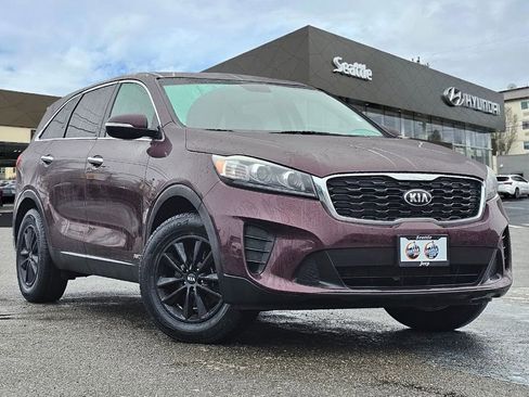Used 2019 Kia Sorento AWD V6 image 1