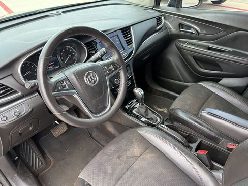 Used 2022 Buick Encore Preferred w/ Safety Package FWD image 4