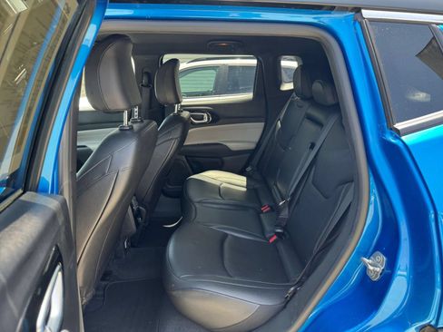 Used 2025 Jeep Compass Limited AWD/4WD image 26