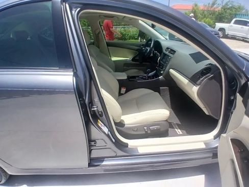 Used 2012 Lexus IS 250 w/ Premium Pkg Value Edition RWD image 22