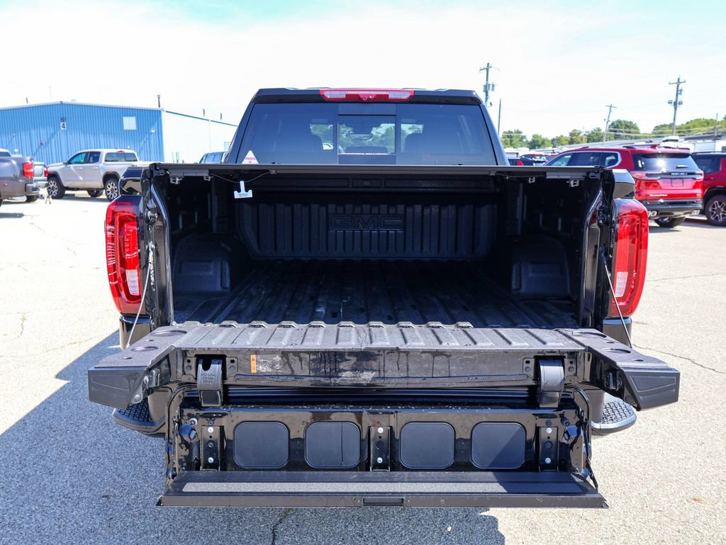 New 2026 GMC Sierra 1500 AT4 w/ AT4 Premium Package AWD/4WD image 6