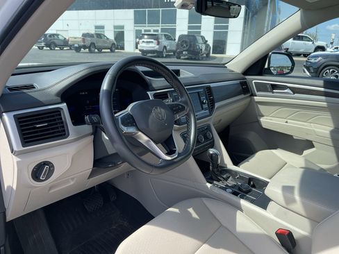 Used 2023 Volkswagen Atlas SE image 10