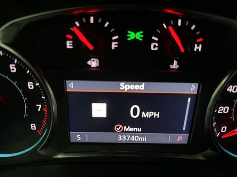 Used 2023 Chevrolet Traverse RS image 14