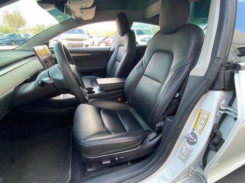 Used 2021 Tesla Model 3 Long Range image 17
