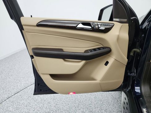 Used 2018 Mercedes-Benz GLE 350 image 12
