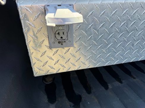 Used 2008 Chevrolet Silverado 2500 LT w/ 1LT Convenience Package image 20