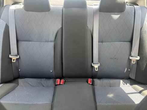 Used 2025 Nissan Versa SV FWD image 35