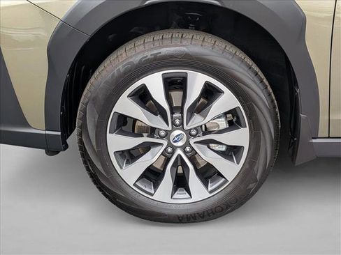 Used 2025 Subaru Outback Limited w/ Tech Package 3 AWD/4WD image 23